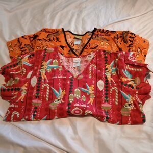 Lot of 2 Halloween Women's Scrub Tops Disney & Scooby-Doo Sz L Holiday Fun